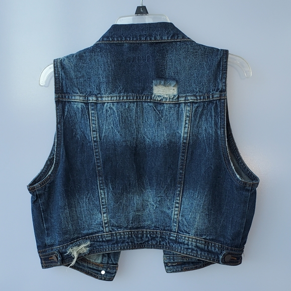 Denim Cropped Vest - Picture 2 of 4